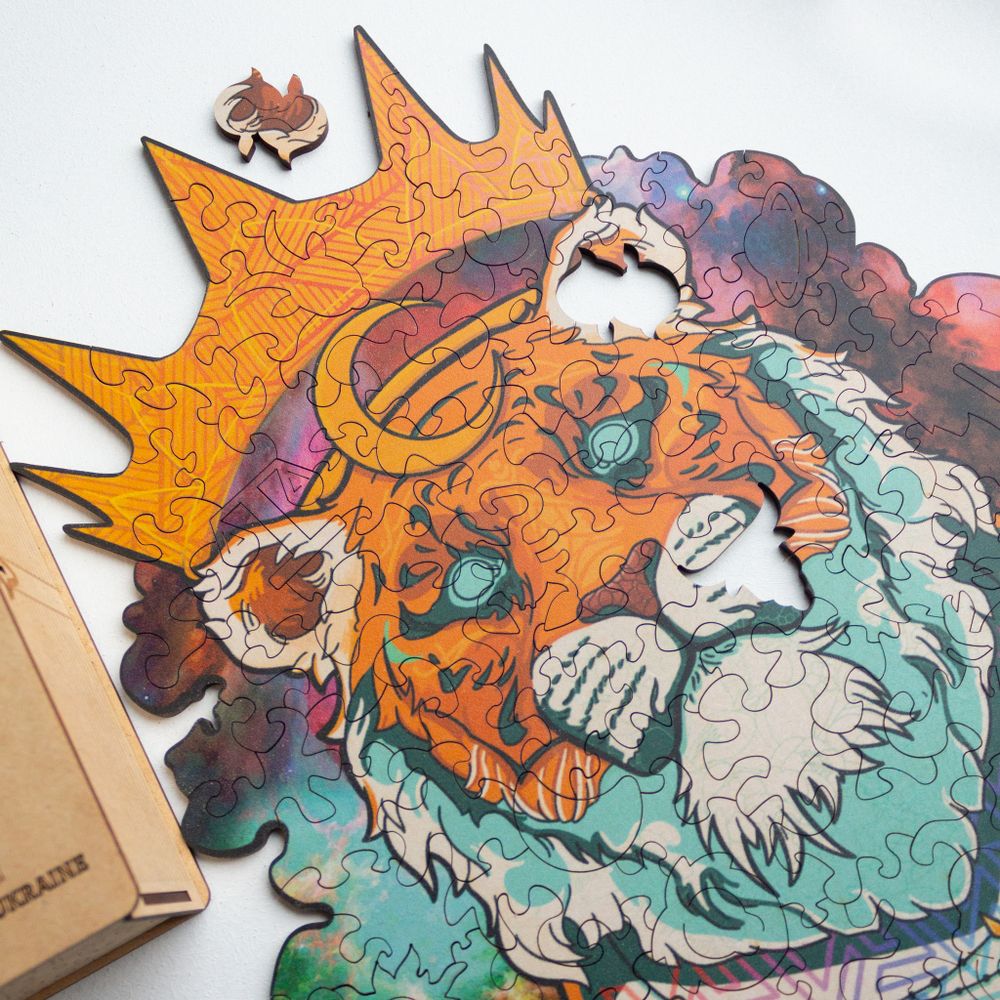 Деревянный пазл "Космический тигр"