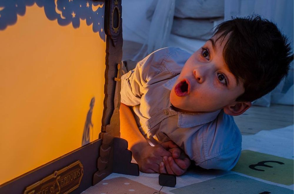 Домашний Театр теней - набор с двумя сказками