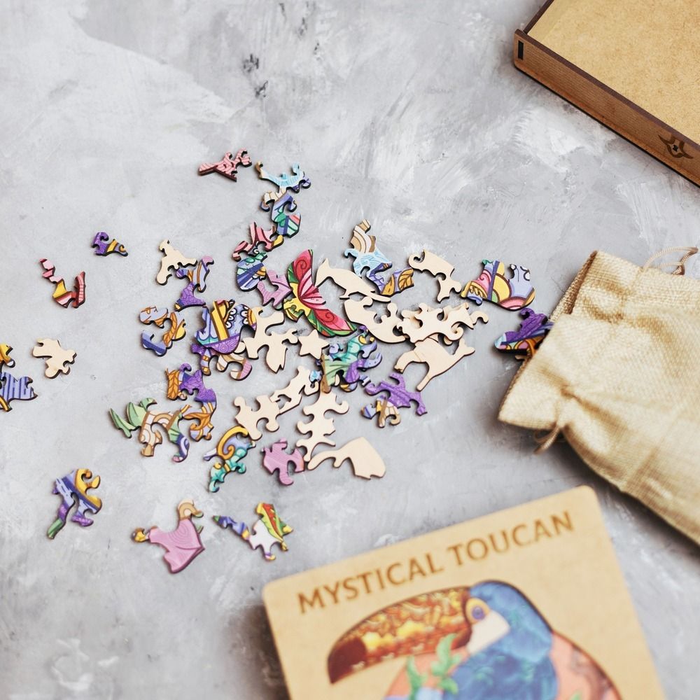 Деревянный пазл "Mystical Toucan"
